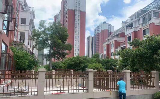 贛縣歐洲城別墅庭院欄桿和大門